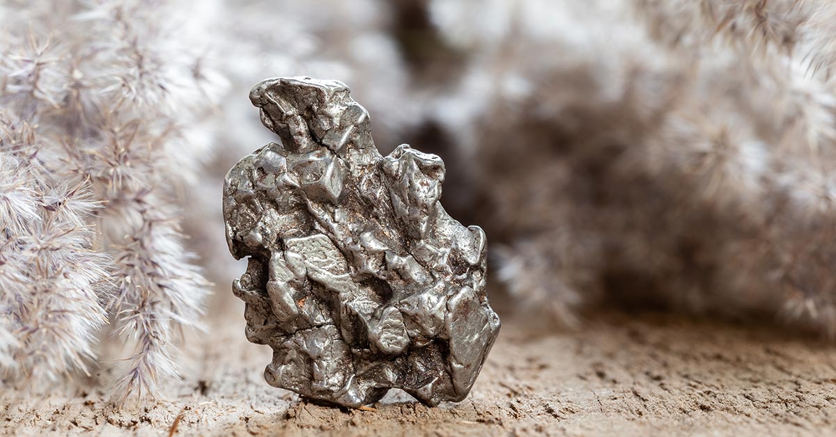 Nikkeli metallina, sen ominaisuudet ja käyttökohteet