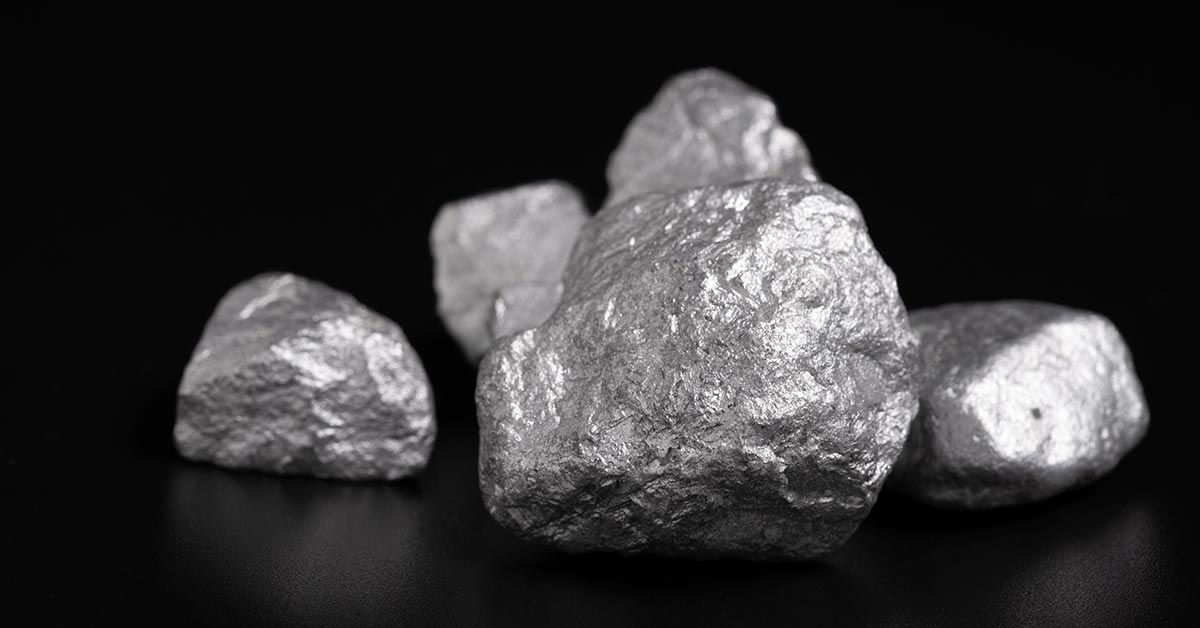Platinan leimat ja 950-pitoisuus platinaesineen tunnistuksessa